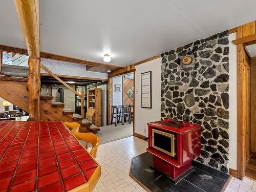 6300 Anderson Dr, Hornby Island, BC 