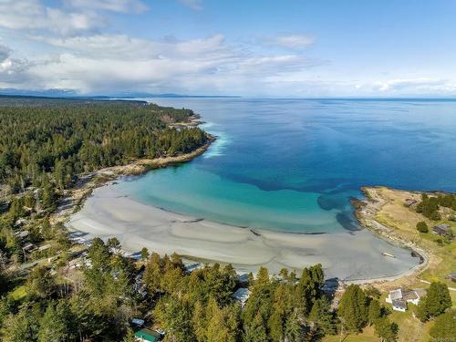 6300 Anderson Dr, Hornby Island, BC 