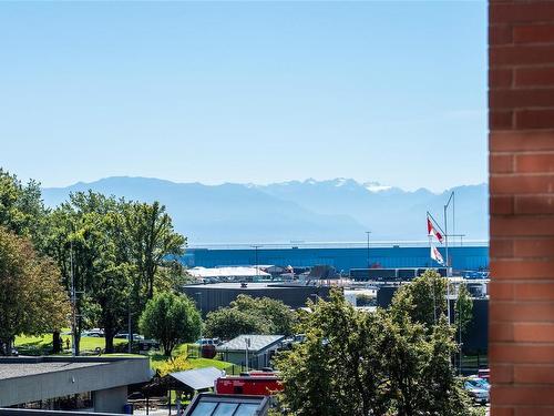 515-21 Dallas Rd, Victoria, BC - Outdoor With View