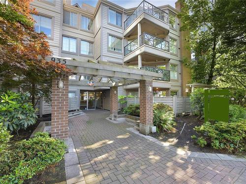 401-935 Johnson St, Victoria, BC - Outdoor With Balcony