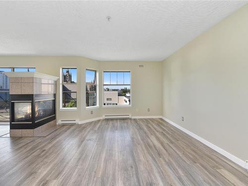 401-935 Johnson St, Victoria, BC - Indoor With Fireplace