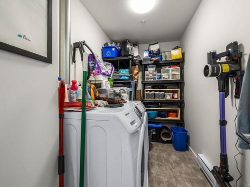 209-1880 Hugh Allan Drive, Kamloops, BC - Indoor Photo Showing Laundry Room