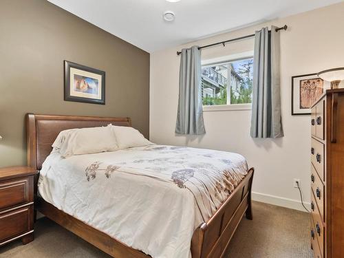 111-770 Hugh Allan Drive, Kamloops, BC - Indoor Photo Showing Bedroom