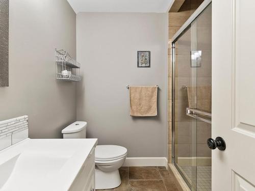 111-770 Hugh Allan Drive, Kamloops, BC - Indoor Photo Showing Bathroom