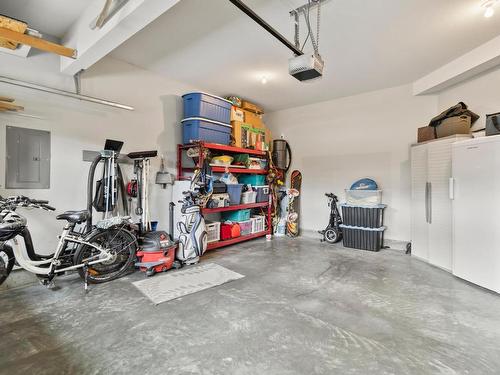 111-770 Hugh Allan Drive, Kamloops, BC - Indoor Photo Showing Garage