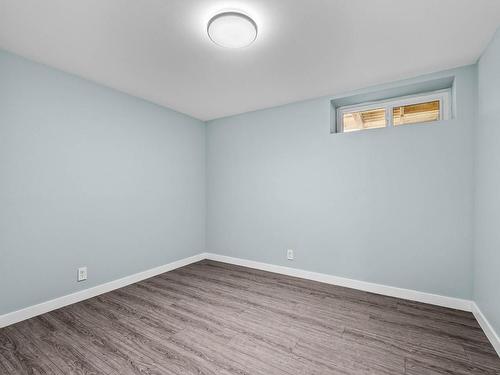 6-800 Southill Street, Kamloops, BC - Indoor Photo Showing Other Room