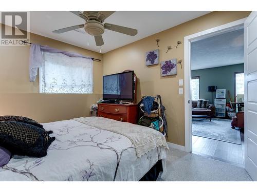 1634 Scott Crescent, West Kelowna, BC - Indoor Photo Showing Bedroom