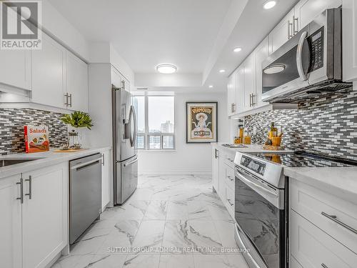 1004 - 8 Covington Road, Toronto, ON - Indoor Photo Showing Kitchen With Upgraded Kitchen