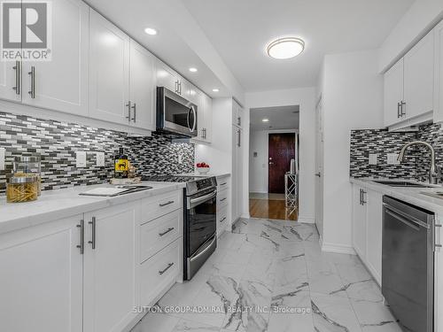 1004 - 8 Covington Road, Toronto, ON - Indoor Photo Showing Kitchen With Upgraded Kitchen