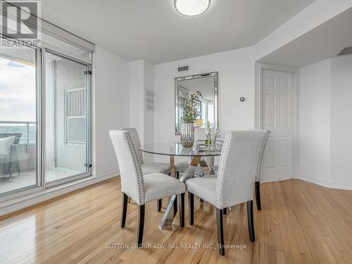 1004 - 8 Covington Road, Toronto, ON - Indoor Photo Showing Dining Room