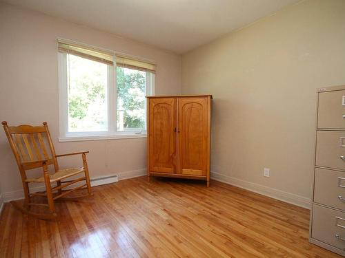 Chambre Ã Â coucher - 106 Evergreen Drive, Beaconsfield, QC - Indoor Photo Showing Other Room