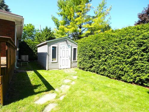 Remise - 106 Evergreen Drive, Beaconsfield, QC - Outdoor