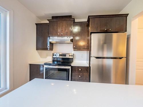 Cuisine - 4-4655 Ch. Des Prairies, Brossard, QC - Indoor Photo Showing Kitchen