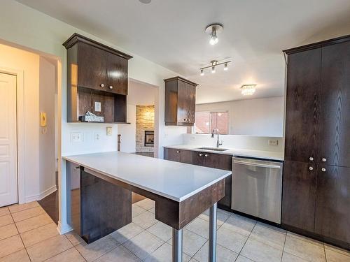 Cuisine - 4-4655 Ch. Des Prairies, Brossard, QC - Indoor Photo Showing Kitchen