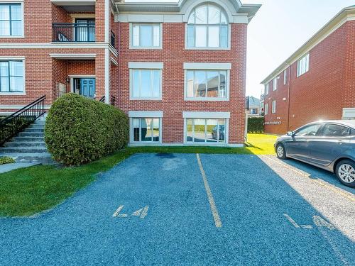 Parking - 4-4655 Ch. Des Prairies, Brossard, QC - Outdoor