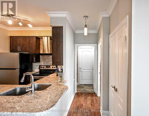 2801 - 21 Hillcrest Avenue, Toronto, ON - Indoor Photo Showing Kitchen With Double Sink With Upgraded Kitchen