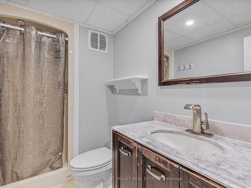 78 Caledon Cres, Brampton, ON - Indoor Photo Showing Bathroom