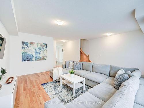 84 Wind Tree Way, Halton Hills, ON - Indoor Photo Showing Living Room