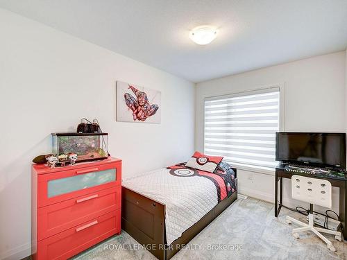 84 Wind Tree Way, Halton Hills, ON - Indoor Photo Showing Bedroom