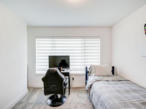 84 Wind Tree Way, Halton Hills, ON - Indoor Photo Showing Bedroom