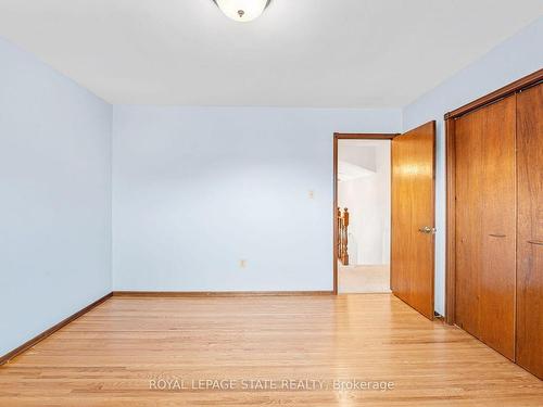 62 Henley Dr, Hamilton, ON - Indoor Photo Showing Other Room