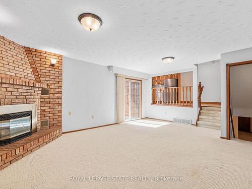 62 Henley Dr, Hamilton, ON - Indoor With Fireplace