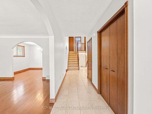 62 Henley Dr, Hamilton, ON - Indoor Photo Showing Other Room