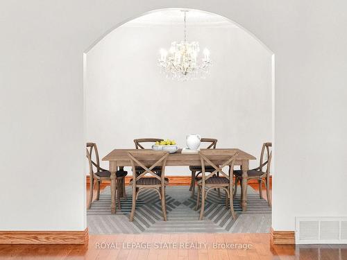 62 Henley Dr, Hamilton, ON - Indoor Photo Showing Dining Room