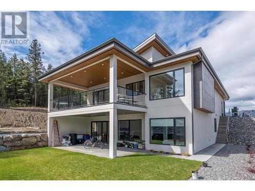 10285 Beacon Hill Drive, Lake Country, BC - Outdoor