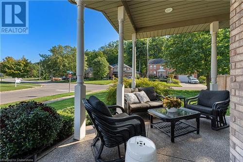 90 Hedge Lawn Drive, Grimsby, ON - Outdoor With Deck Patio Veranda With Exterior