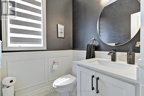 58 Curran Road, Hamilton, ON - Indoor Photo Showing Bathroom