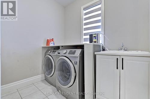 58 Curran Road, Hamilton, ON - Indoor Photo Showing Laundry Room