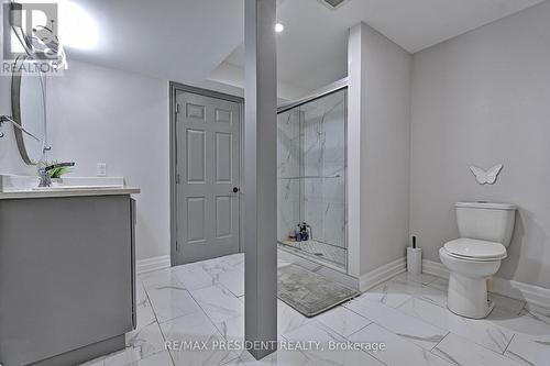 58 Curran Road, Hamilton, ON - Indoor Photo Showing Bathroom