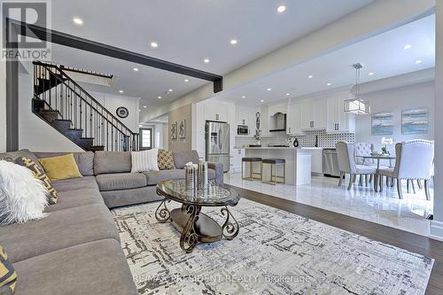 58 Curran Road, Hamilton (Ancaster), ON - Indoor Photo Showing Living Room