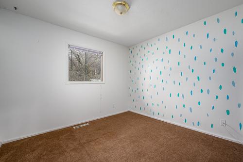 11901 Kalamalka Road, Coldstream, BC - Indoor Photo Showing Other Room