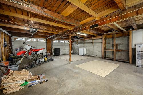 11901 Kalamalka Road, Coldstream, BC - Indoor Photo Showing Basement