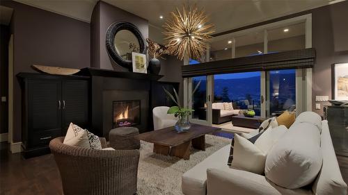 1749 Capistrano Drive, Kelowna, BC - Indoor Photo Showing Living Room With Fireplace