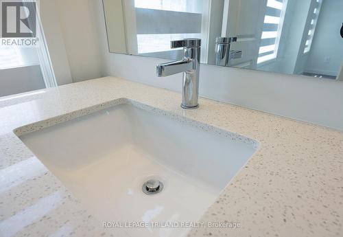 36 - 1781 Henrica Avenue, London, ON - Indoor Photo Showing Bathroom