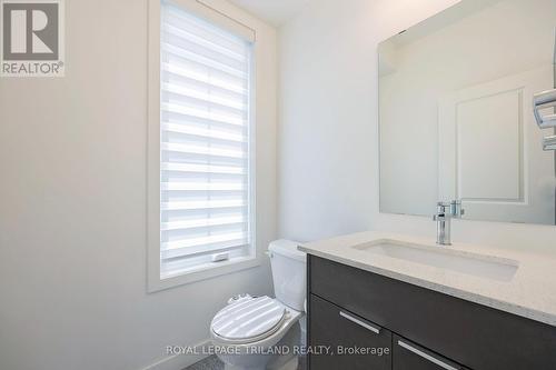 36 - 1781 Henrica Avenue, London, ON - Indoor Photo Showing Bathroom