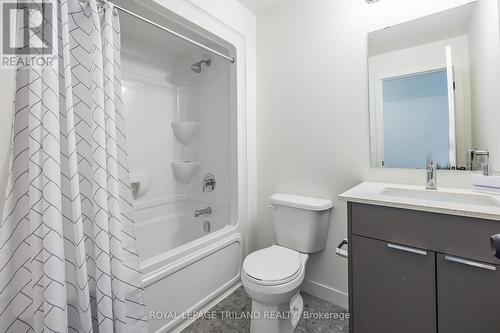 36 - 1781 Henrica Avenue, London, ON - Indoor Photo Showing Bathroom