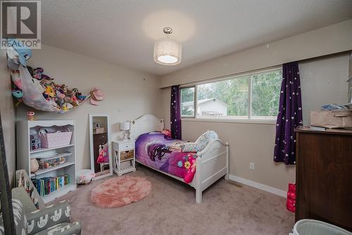 4247 Highland Drive, Prince George, BC - Indoor Photo Showing Bedroom