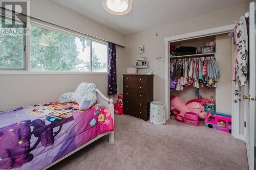 4247 Highland Drive, Prince George, BC - Indoor Photo Showing Bedroom