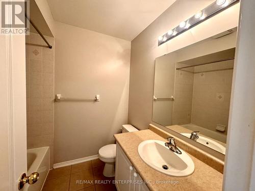 17 - 2340 Parkhaven Boulevard, Oakville (Uptown Core), ON - Indoor Photo Showing Bathroom