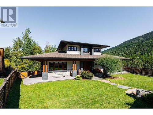 2442 Perrier  Lane, Nelson, BC - Outdoor