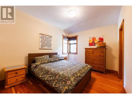 2442 Perrier  Lane, Nelson, BC - Indoor Photo Showing Bedroom