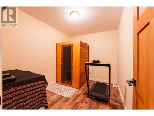 2442 Perrier  Lane, Nelson, BC - Indoor Photo Showing Other Room