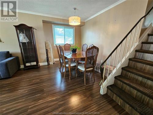 15 Stroud Crescent, London, ON - Indoor Photo Showing Dining Room