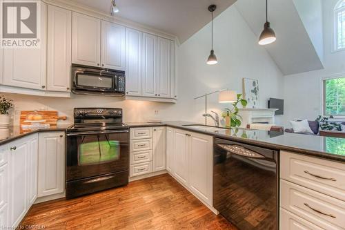 2141 Caroline Street Unit# 14, Burlington, ON - Indoor Photo Showing Kitchen