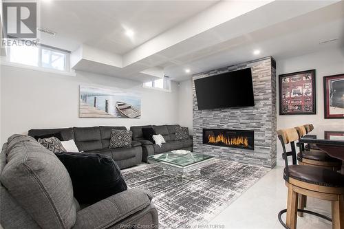 30 Augustus Court, Lasalle, ON - Indoor Photo Showing Living Room With Fireplace