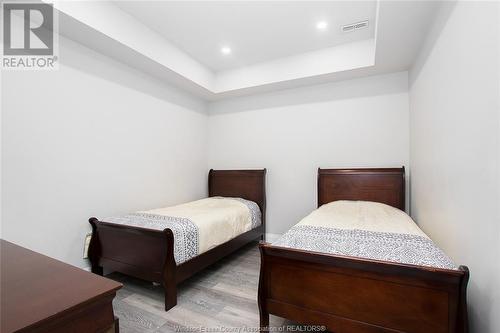 30 Augustus Court, Lasalle, ON - Indoor Photo Showing Bedroom